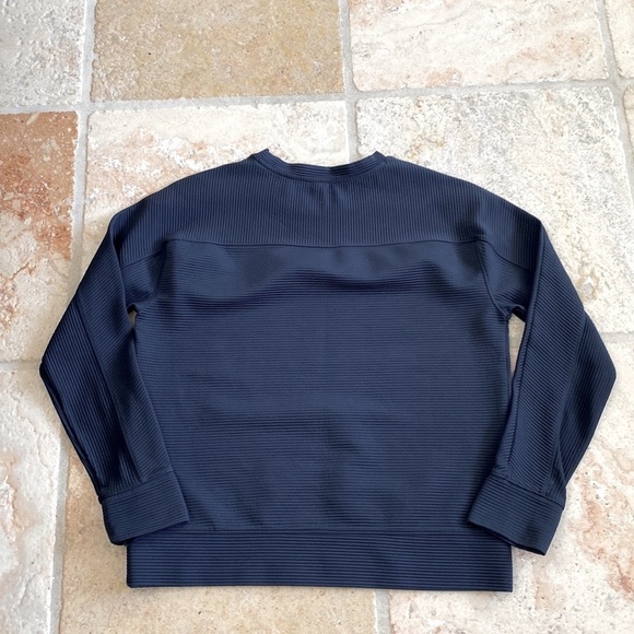 GAP FIT workout shirt. Ribbed, grey/blue color. Size S - Picture 2 of 9